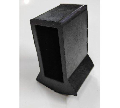 Упор поперечный 700мм (резиновые насадки)