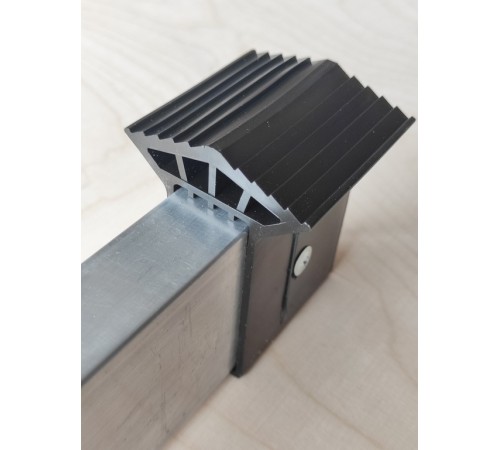 Упор поперечный 900мм (пластик.насадки)